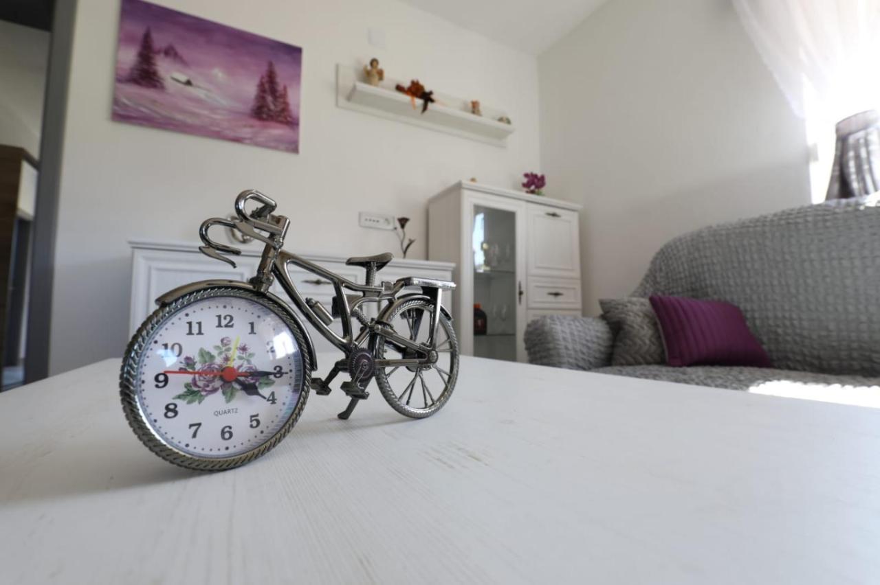 Apartman Teo &Tena Otočac Exteriör bild
