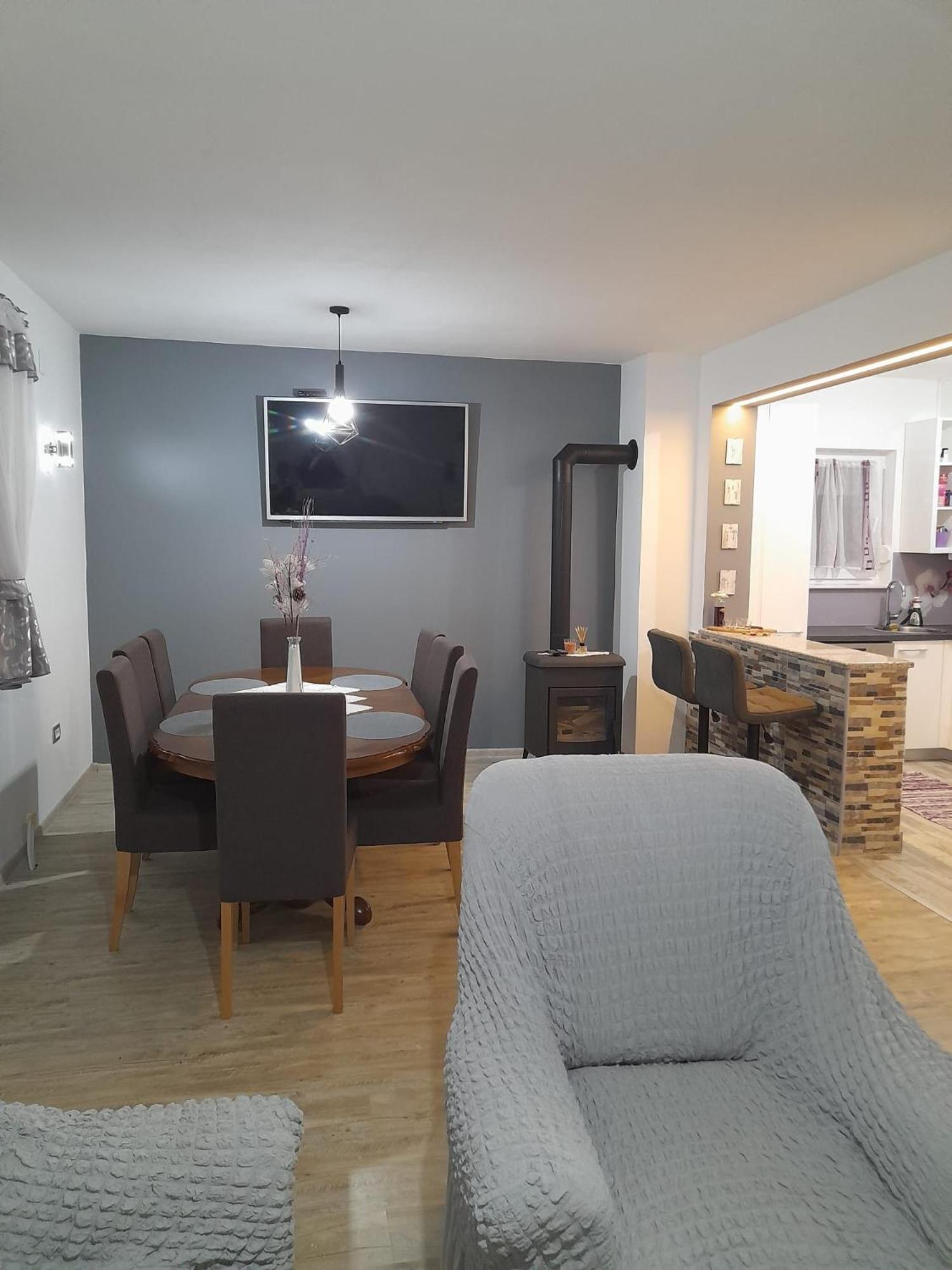 Apartman Teo &Tena Otočac Exteriör bild